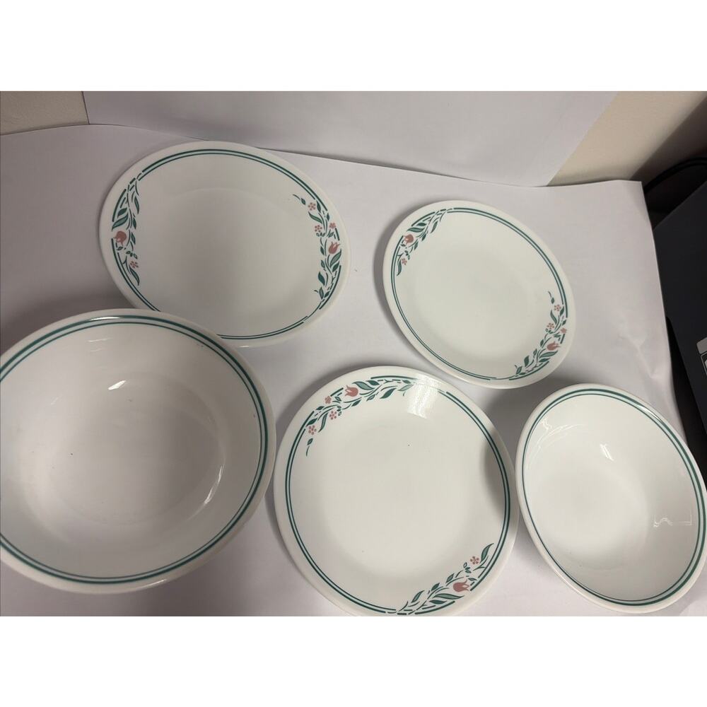 Corelle Rosemarie 3 Bread and Butter Dessert Plate 6 1/4'' & 2 Bowls